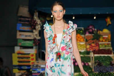 モスキーノ チープ＆シック 2012年春夏 ウィメンズ コレクション