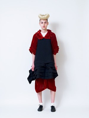 コム デ ギャルソン・コム デ ギャルソン(COMME des GARÇONS COMME des GARÇONS) 2016-17年秋冬 ウィメンズコレクション  - 写真8