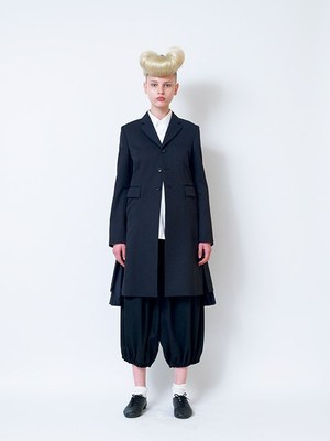 コム デ ギャルソン・コム デ ギャルソン(COMME des GARÇONS COMME des GARÇONS) 2016-17年秋冬 ウィメンズコレクション  - 写真23