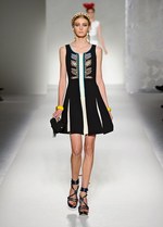 エネルギッシュな太陽のパワーを着こなした - モスキーノ(MOSCHINO) 2012年春夏コレクション｜写真26