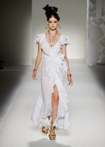 エネルギッシュな太陽のパワーを着こなした - モスキーノ(MOSCHINO) 2012年春夏コレクション｜写真43