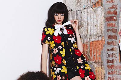 【Alice+Olivia】アリス&オリビア プルオーバー&ショートパンツ alice-olivia-f23-001-