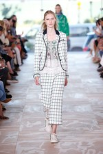 トリー バーチ 2017年春夏コレクション - 東から西へ、ファッションを通じて旅に出る｜写真4