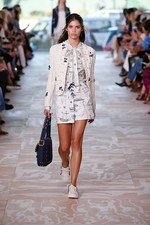 トリー バーチ 2017年春夏コレクション - 東から西へ、ファッションを通じて旅に出る｜写真12