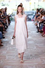 トリー バーチ 2017年春夏コレクション - 東から西へ、ファッションを通じて旅に出る｜写真21