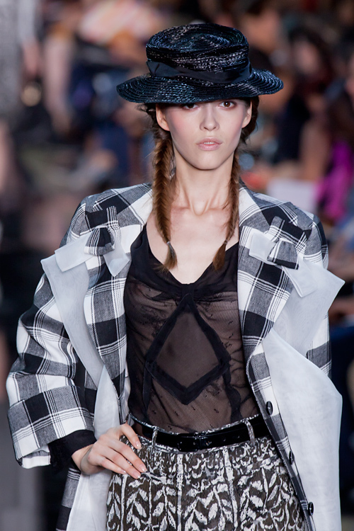 ジョン ガリアーノ(John Galliano) 2012年春夏ウィメンズコレクション  - 写真8