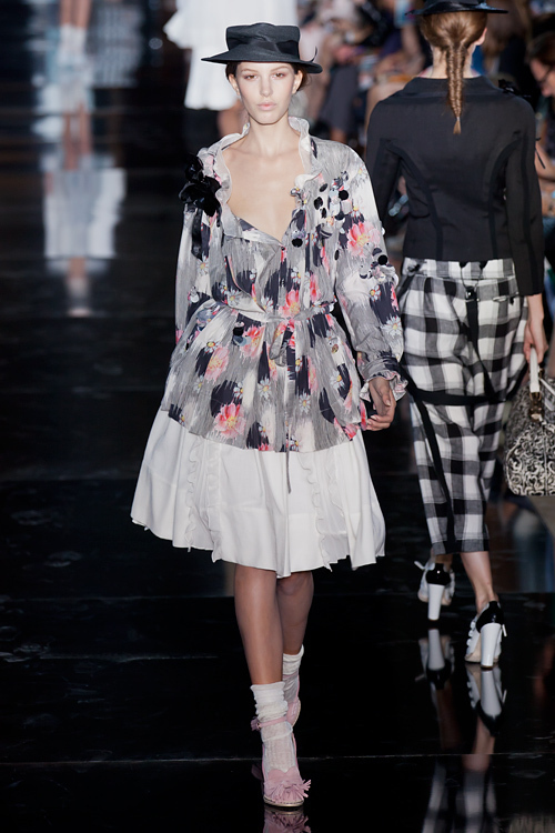 ジョン ガリアーノ 2012年春夏<span>コレクション</span> - 写真13