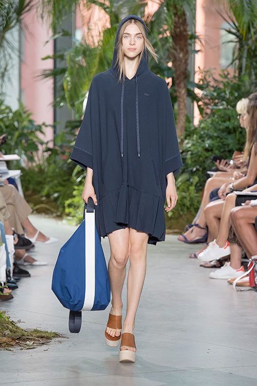 ラコステ 2017年春夏｜ ポンチョ