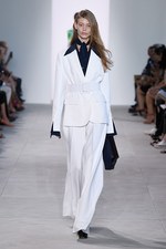 マイケル・コース コレクション 2017年春コレクション- 色鮮やかな花々が咲く、ロマンティックスタイル｜写真13