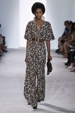 マイケル・コース コレクション 2017年春コレクション- 色鮮やかな花々が咲く、ロマンティックスタイル｜写真36