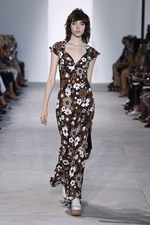 マイケル・コース コレクション 2017年春コレクション- 色鮮やかな花々が咲く、ロマンティックスタイル｜写真44