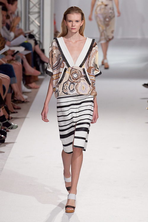 レオナール 2012年春夏<span>コレクション</span> - 写真19