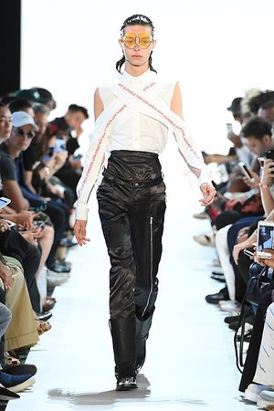 フッド バイ エアー(HOOD BY AIR) 2017年春夏ウィメンズコレクション  - 写真2