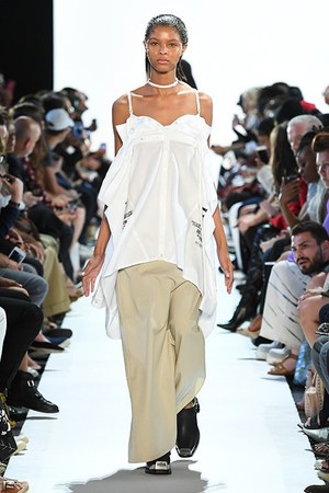 フッド バイ エアー(HOOD BY AIR) 2017年春夏ウィメンズコレクション  - 写真13