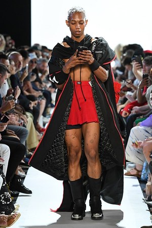 フッド バイ エアー(HOOD BY AIR) 2017年春夏ウィメンズコレクション  - 写真32