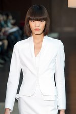 洗練された女性のライフスタイルをモードに彩るアキコオガワ(AKIKO OGAWA.) 2012年春夏コレクション｜写真4