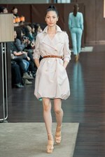 洗練された女性のライフスタイルをモードに彩るアキコオガワ(AKIKO OGAWA.) 2012年春夏コレクション｜写真13