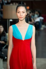 洗練された女性のライフスタイルをモードに彩るアキコオガワ(AKIKO OGAWA.) 2012年春夏コレクション｜写真37