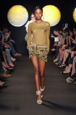 ミリタリーとボヘミアンを今年らしくミックス - ポール ＆ ジョー(PAUL & JOE) 2012年春夏コレクション｜写真29