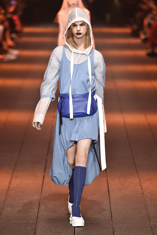 ディー ケイ エヌ ワイ 2017年春夏｜female レインコート