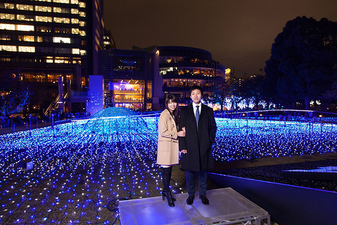 「ミッドタウン・クリスマス 2016」東京・六本木で- 幻想的な青いイルミネーションで宇宙空間を再現｜写真15