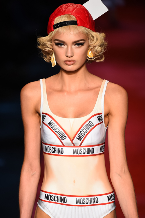 モスキーノ(MOSCHINO) 2017年春夏ウィメンズコレクション  - 写真55