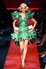 モスキーノ 2017年春夏ウィメンズコレクション - 平面プリントのみで生まれる?!最新ファッション｜写真111