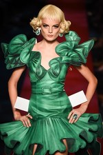 モスキーノ 2017年春夏ウィメンズコレクション - 平面プリントのみで生まれる?!最新ファッション｜写真112