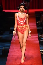 モスキーノ 2017年春夏ウィメンズコレクション - 平面プリントのみで生まれる?!最新ファッション｜写真17