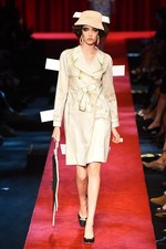 モスキーノ 2017年春夏ウィメンズコレクション - 平面プリントのみで生まれる?!最新ファッション｜写真27