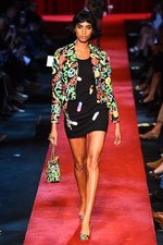 モスキーノ 2017年春夏ウィメンズコレクション - 平面プリントのみで生まれる?!最新ファッション｜写真82