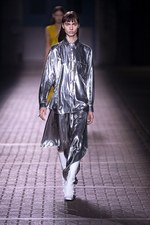 マルベリー 2017年春夏コレクション - ユニフォームを頼りに巡る英国への旅｜写真30