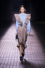 マルベリー 2017年春夏コレクション - ユニフォームを頼りに巡る英国への旅｜写真40