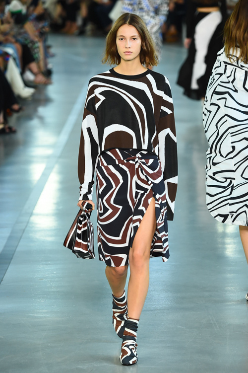 エミリオ・プッチ(EMILIO PUCCI) 2017年春夏ウィメンズコレクション シルエット - 写真26
