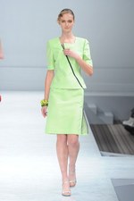 光と風を自在に操る大人のロマンティックスタイル - jun ashida(ジュン アシダ) 2012春夏コレクション｜写真19