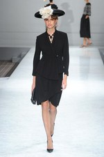 光と風を自在に操る大人のロマンティックスタイル - jun ashida(ジュン アシダ) 2012春夏コレクション｜写真42