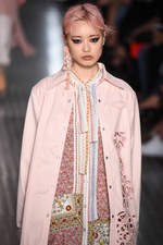 ヌメロ ヴェントゥーノ(N°21) 2017年春夏コレクション - 不均衡が生むモダンさと個性｜写真38