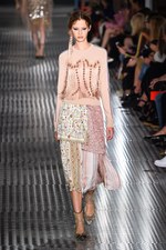 ヌメロ ヴェントゥーノ(N°21) 2017年春夏コレクション - 不均衡が生むモダンさと個性｜写真41