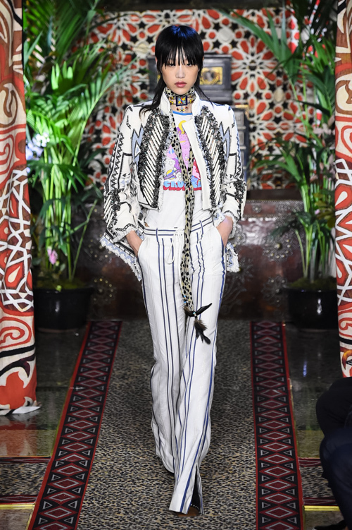 ロベルト カヴァリ 2017年春夏<span>コレクション</span> - 写真34