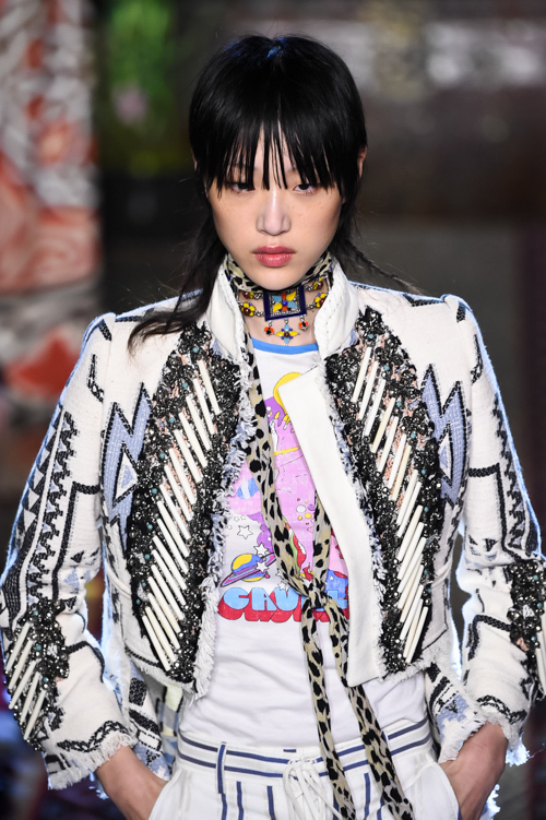 ロベルト カヴァリ 2017年春夏<span>コレクション</span> - 写真35