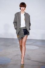 TOGA 2017年春夏コレクション - 流れる水を追って、辿り着いたのは自由か束縛か｜写真23