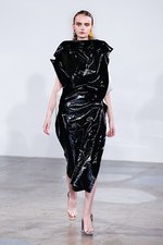 TOGA 2017年春夏コレクション - 流れる水を追って、辿り着いたのは自由か束縛か｜写真28