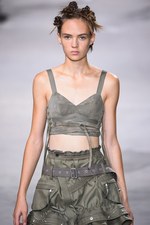 ディーゼル ブラック ゴールド 2017年春夏コレクション - 夢見る少女のように甘く可憐に｜写真10