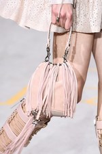 ディーゼル ブラック ゴールド 2017年春夏コレクション - 夢見る少女のように甘く可憐に｜写真16