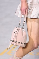 ディーゼル ブラック ゴールド 2017年春夏コレクション - 夢見る少女のように甘く可憐に｜写真18