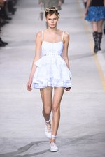 ディーゼル ブラック ゴールド 2017年春夏コレクション - 夢見る少女のように甘く可憐に｜写真39