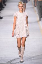 ディーゼル ブラック ゴールド 2017年春夏コレクション - 夢見る少女のように甘く可憐に｜写真46