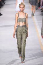 ディーゼル ブラック ゴールド 2017年春夏コレクション - 夢見る少女のように甘く可憐に｜写真52