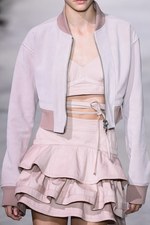 ディーゼル ブラック ゴールド 2017年春夏コレクション - 夢見る少女のように甘く可憐に｜写真58