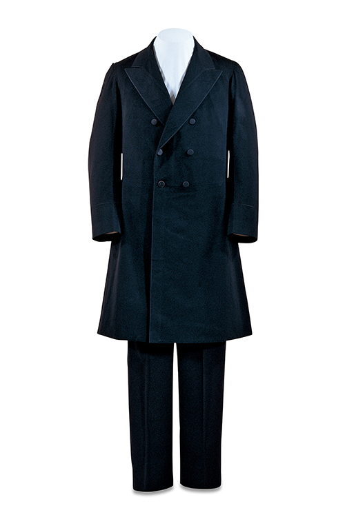 日本人と洋服の150年 展 文化学園服飾博物館で開催 明治初期の洋装から三宅一生 山本耀司まで ファッションプレス